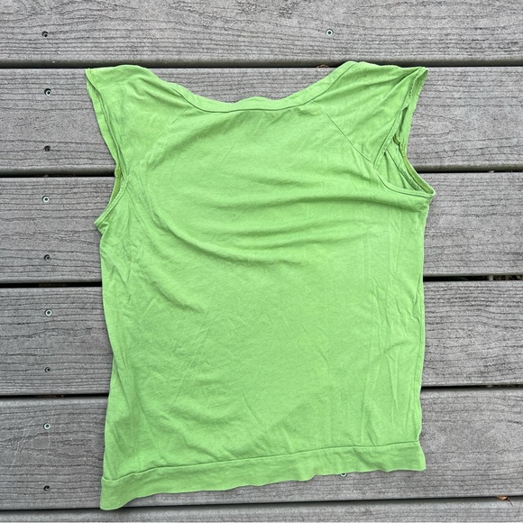 Charlotte: Green Cotton Short-Sleeve Women's Top. Size Large. - Picture 4 of 11